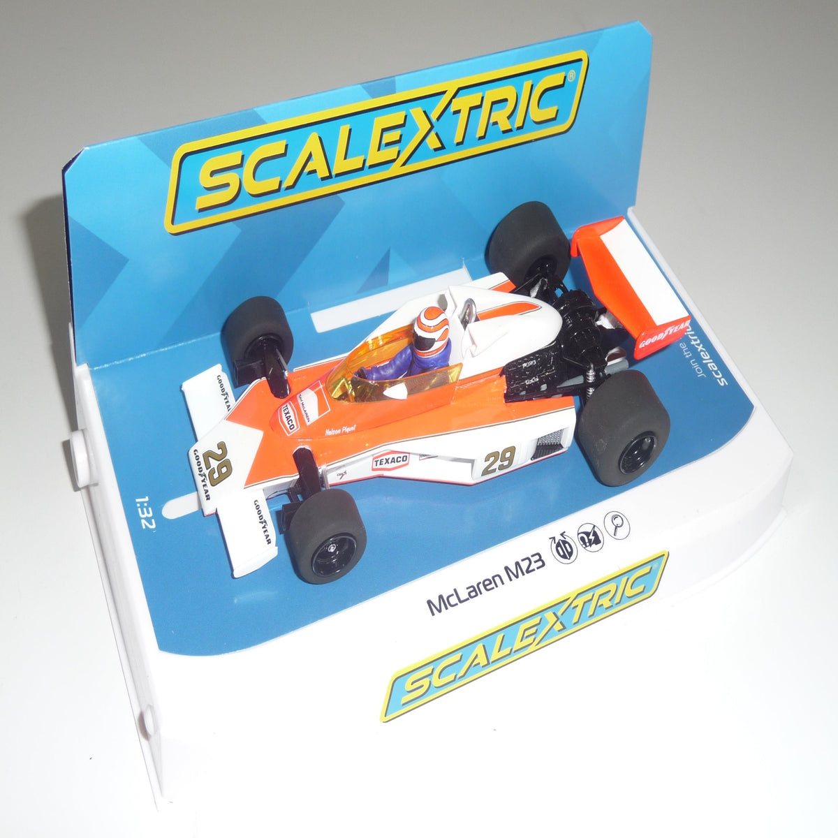 Scalextric McLaren F1 Dutch GP C4308 29 Free Postage on Orders over FlatoutSlotCars