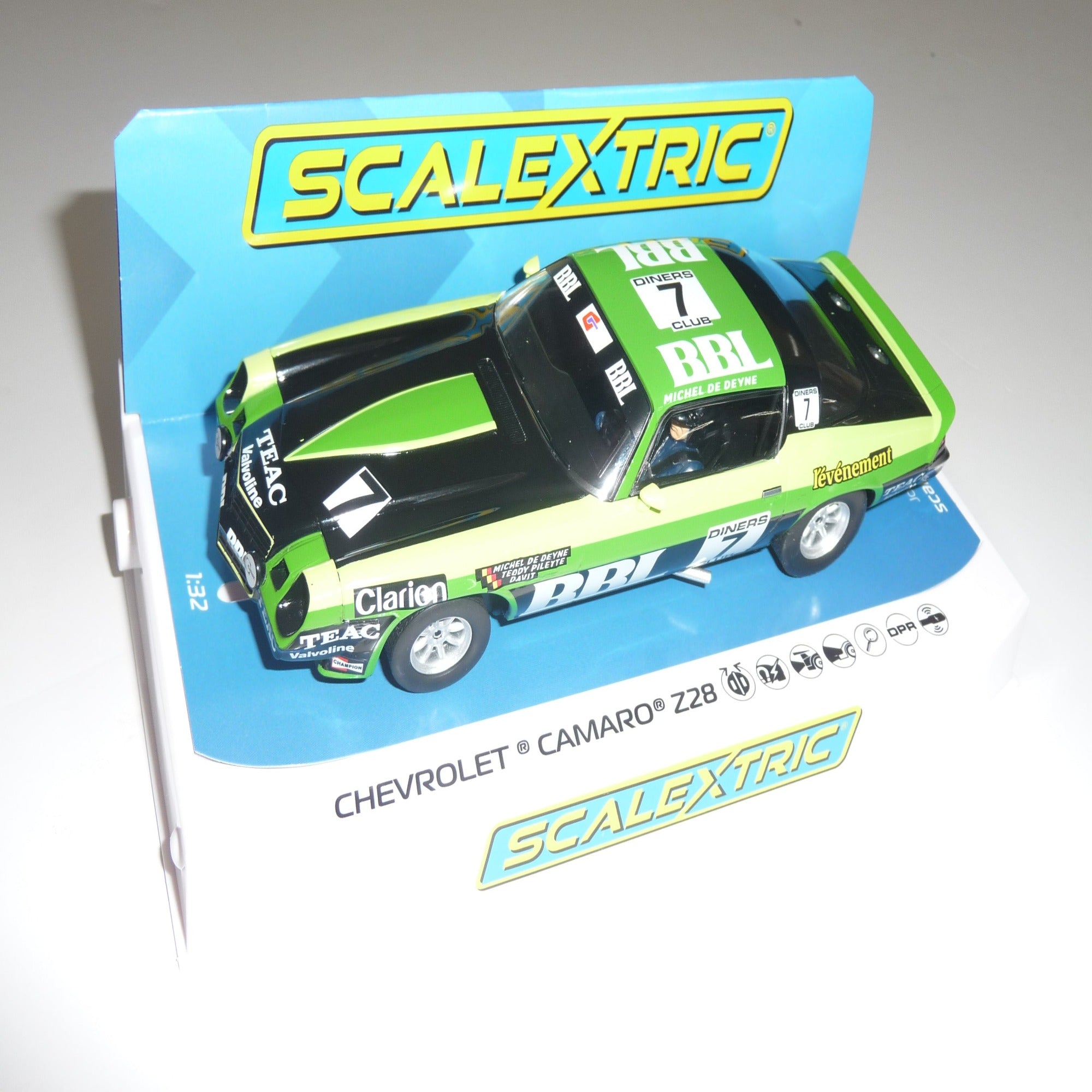 Scalextric Camaro Z28 4358  Free Postage on Orders over $40