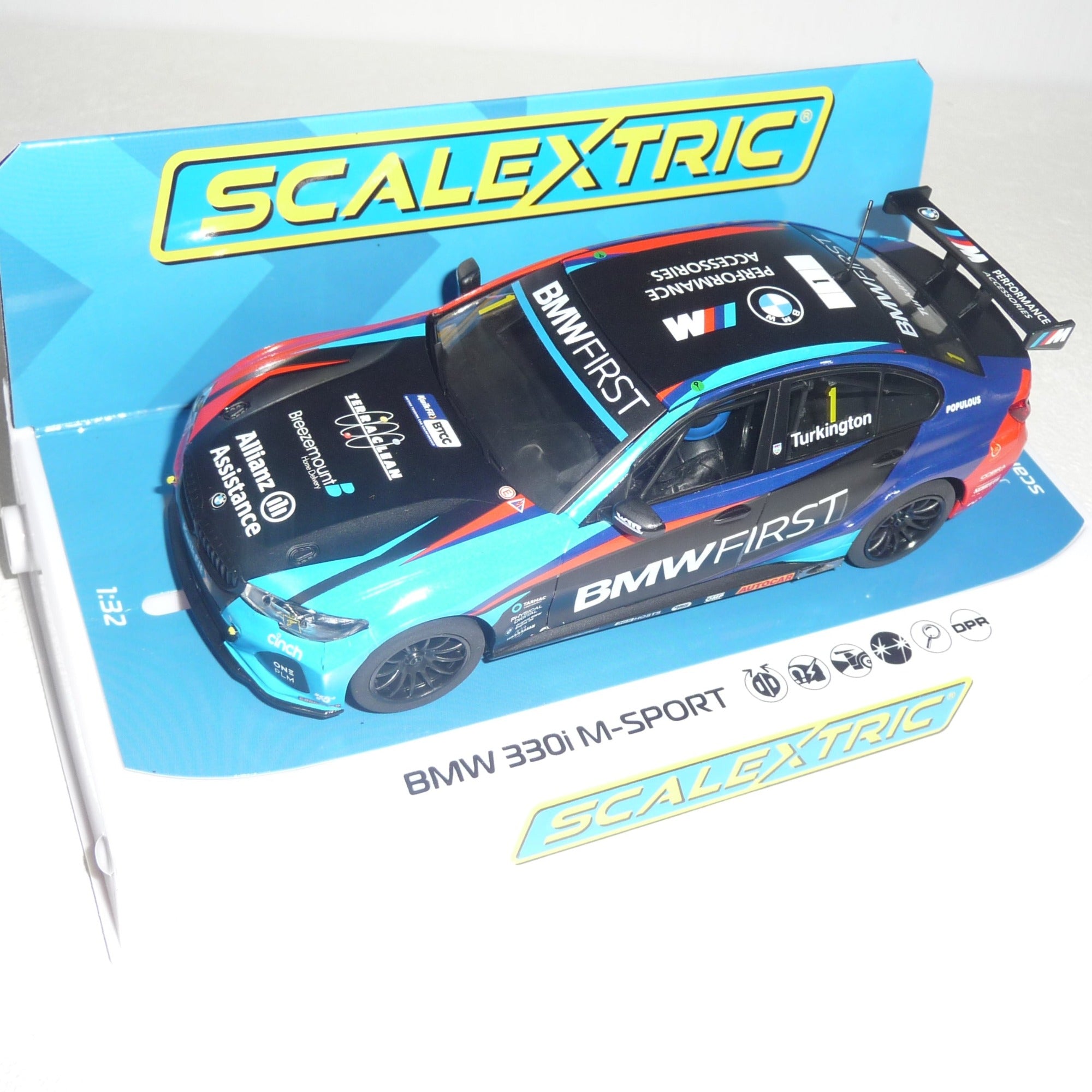 Scalextric BMW 330i C4225 #1 Free Postage on Orders over $40