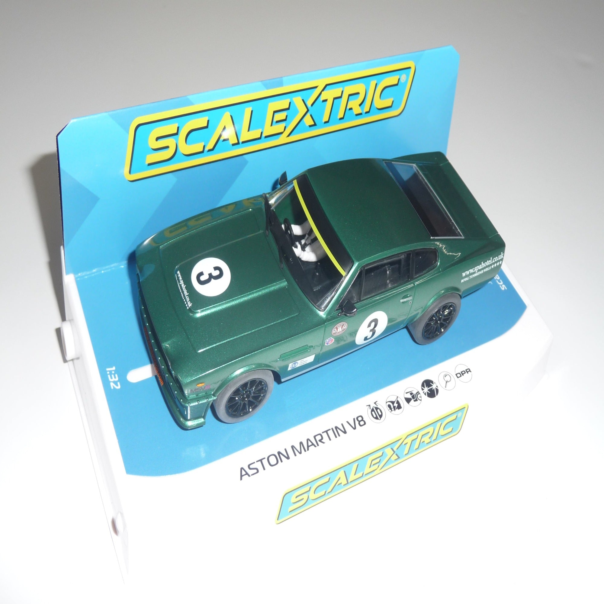 Scalextric Aston Martin V8 C4256  Free Postage on Orders over $40
