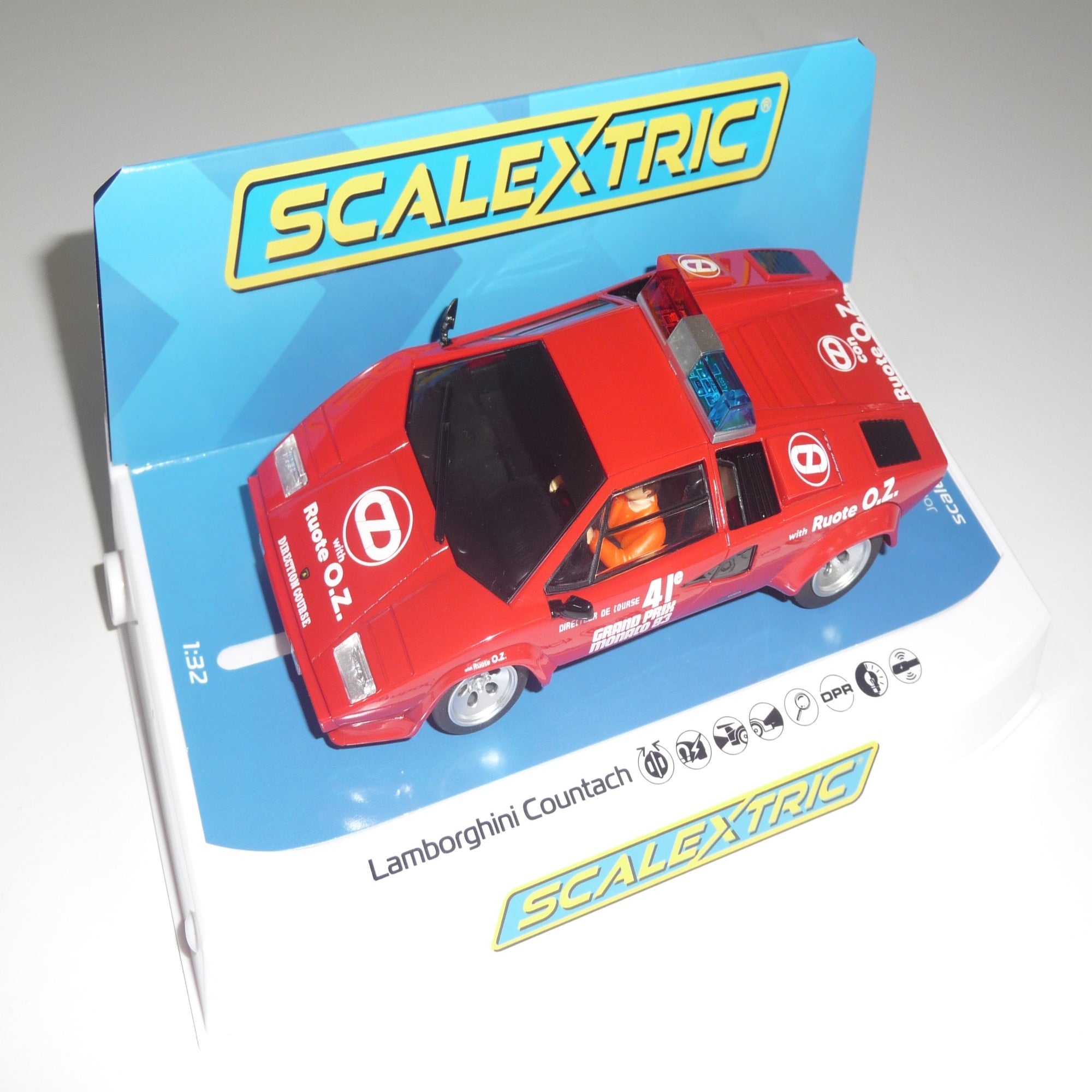 Scalextric Lamborghini C4329 Free Postage on Orders over $40